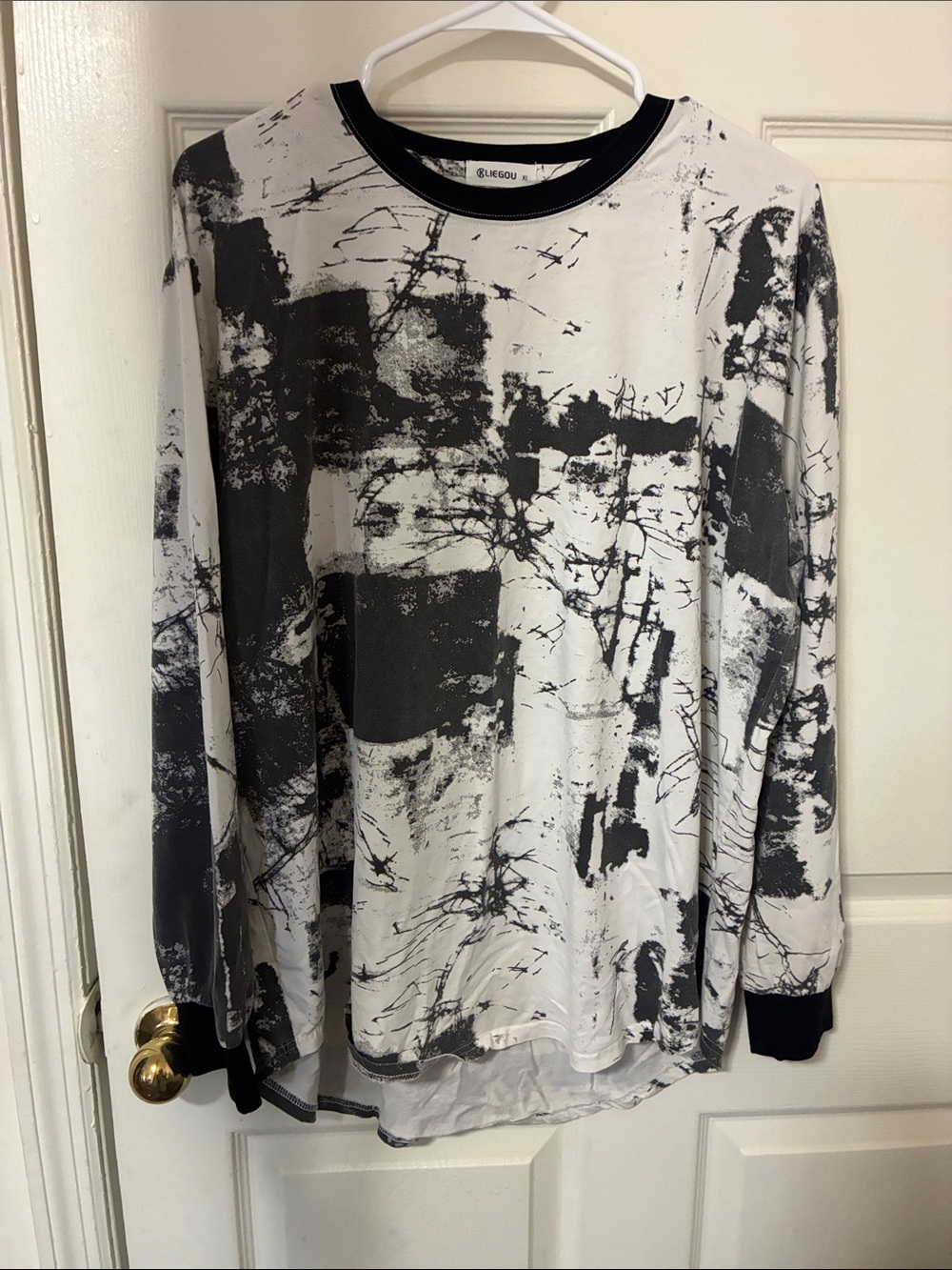 Long Sleeve Abstract Print Tee - White/Black